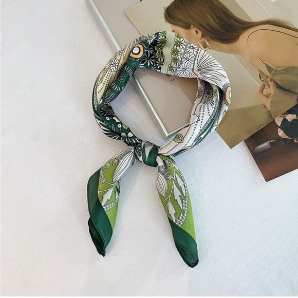 Four Leaf Clover Silky Scarf 🍀 - Picture 1 of 5